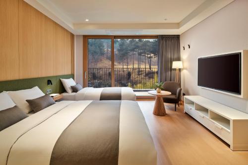 롯데 리조트 부여 (Lotte Resort Buyeo)