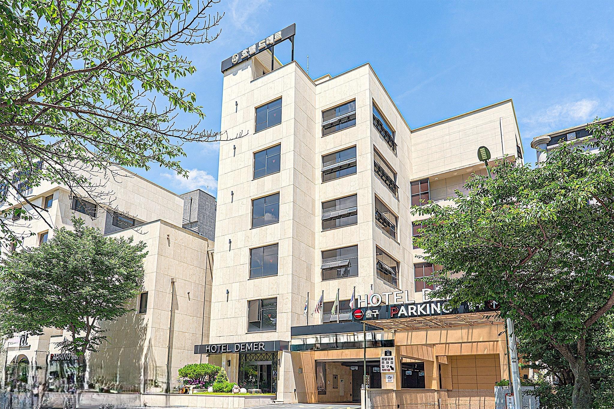 호텔 드메르 (Hotel Demer Mokpo)