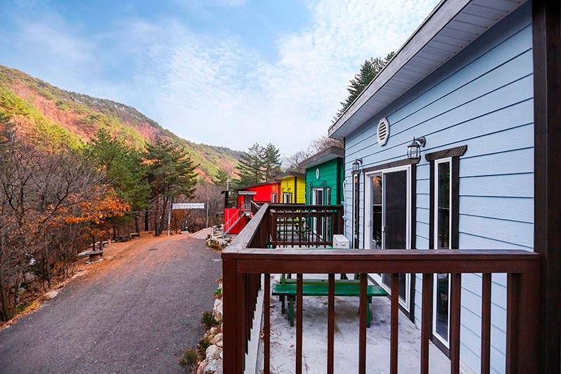 인제 백담레인보우펜션 (Inje Baekdam Rainbow Pension)