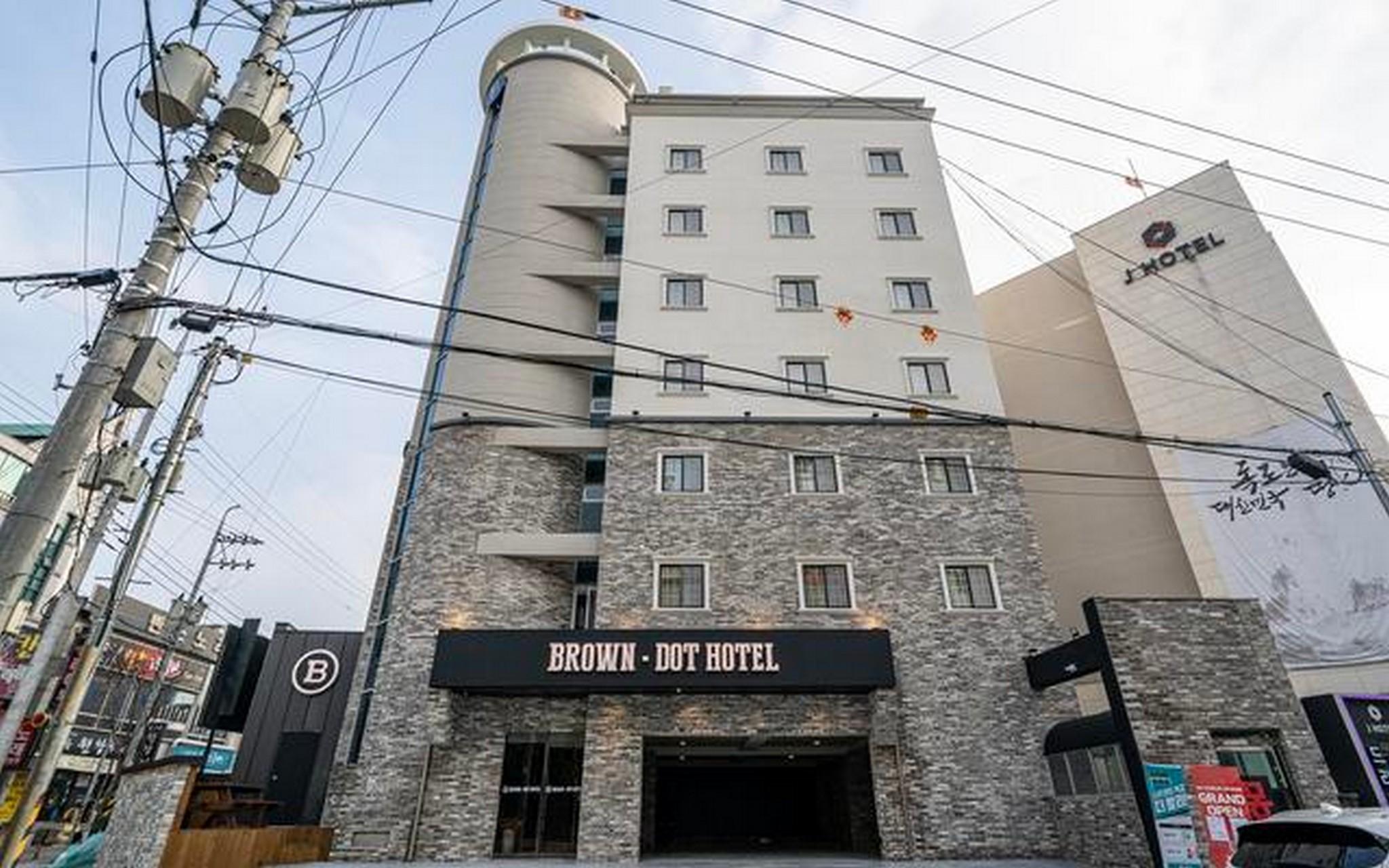 브라운도트 호텔 청주용암점 (Brown Dot Hotel Cheongju Yongam Branch)