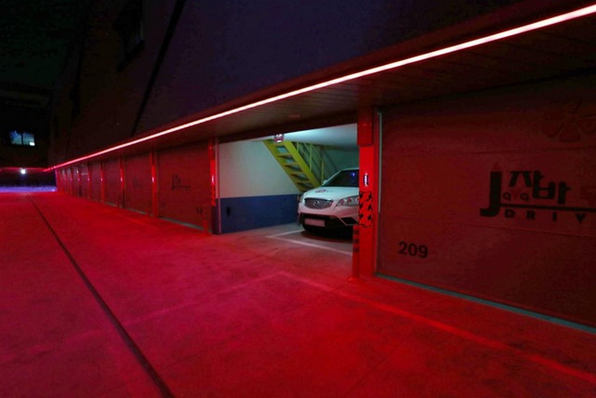 동해 명품 자바무인텔 (Donghae Luxury Java Self Check-in Motel)