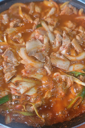 돼지두루치기 울대찌개